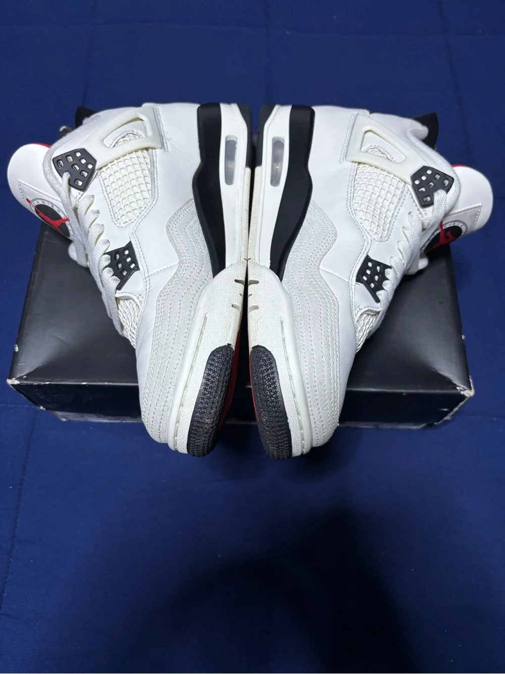 Jordan 4 Retro Flight Club 2026 Size 9
